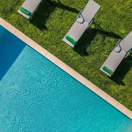 Casa de Férias Sunny With Private Pool In Nazare *